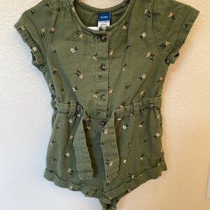 Old Navy Olive Floral Button-Up Top